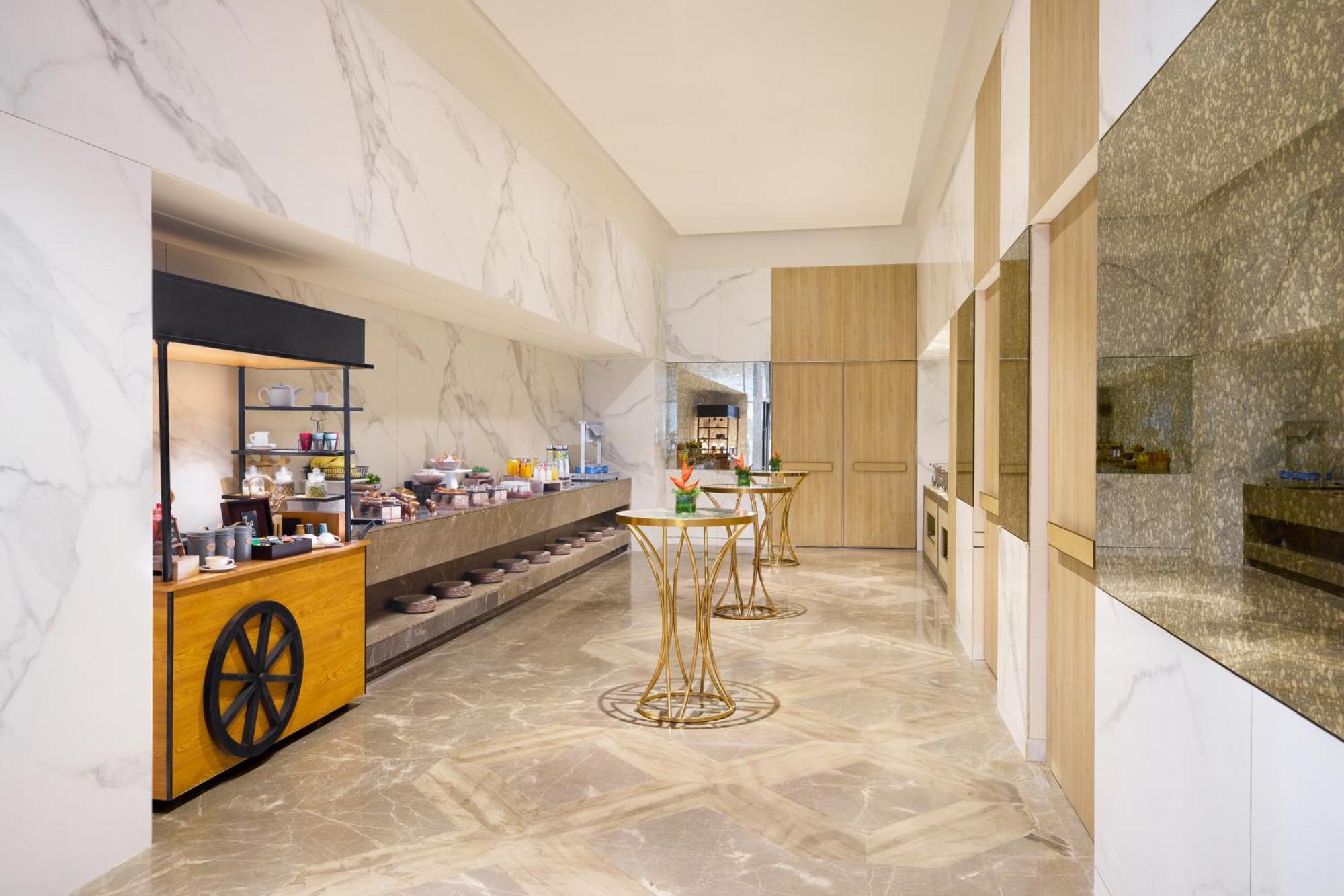Novotel New Delhi City Centre ภายนอก รูปภาพ